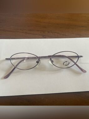 Oval Metal Frames in Violet - Glasses